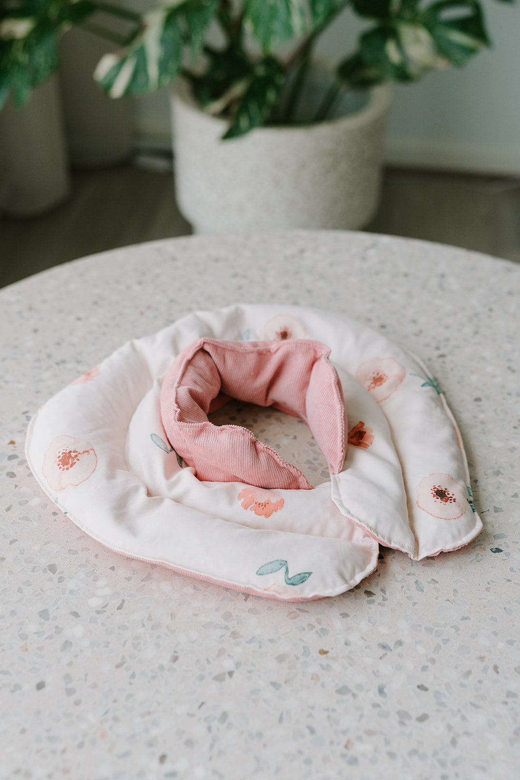 Neck & Shoulder Wrap Heat Pack — Sweet Poppi